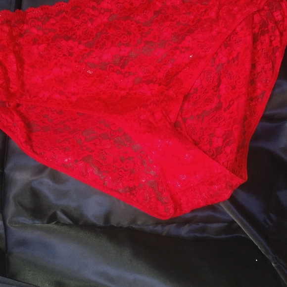 Panties - Picture 3 of 4